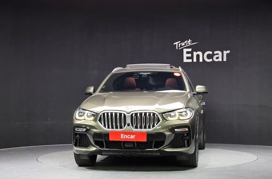BMW X6 xDrive40i M Sport — пробег 47 125 км — фото 3 из 5