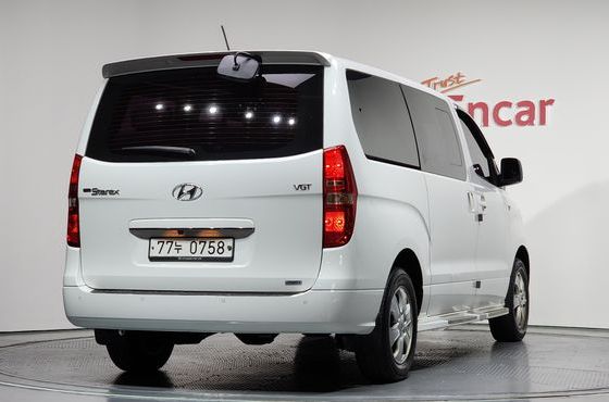 Hyundai Starex 4WD Wagon 12-Seater Modern — пробег 68 796 км — фото 2 из 5