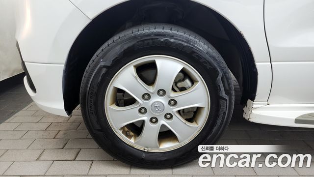 Hyundai Starex 4WD Wagon 12-Seater Modern — пробег 68 796 км — фото 5 из 5
