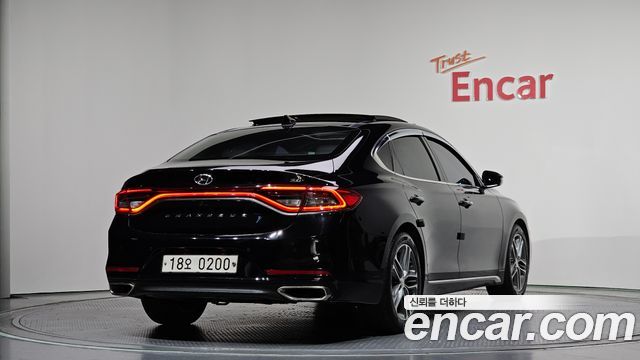 Hyundai Grandeur из Кореи Encar