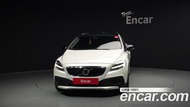 Volvo V40 из Кореи Encar