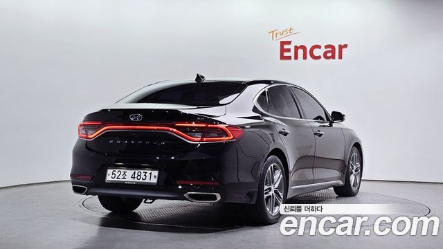 Hyundai Grandeur из Кореи Encar