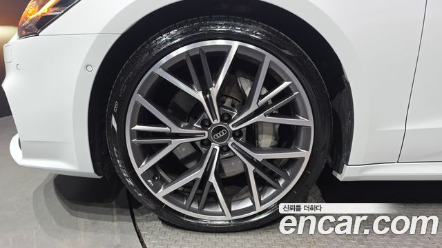Audi A7 из Кореи Encar