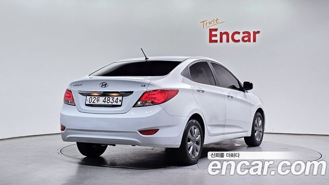 Hyundai Accent из Кореи Encar