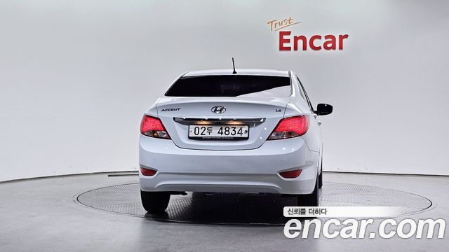 Hyundai Accent из Кореи Encar