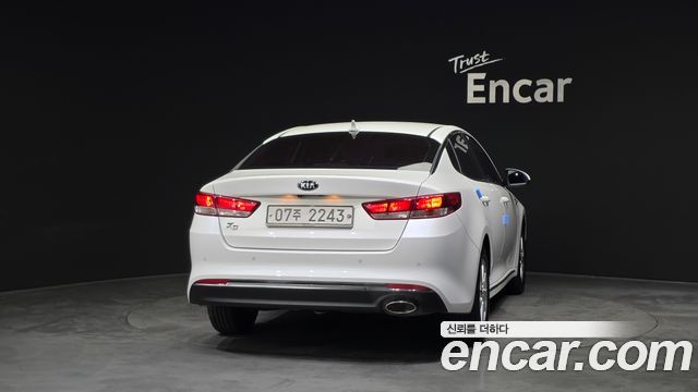 Kia K5 из Кореи Encar