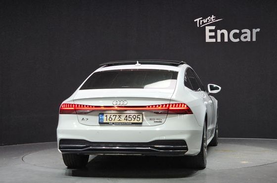Audi A7 50 TDI Quattrp Premium — пробег 99 404 км — фото 4 из 5