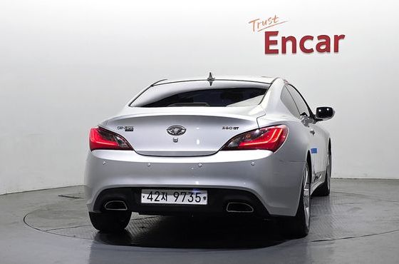 Hyundai Genesis 200 Turbo D — пробег 185 040 км — фото 4 из 5