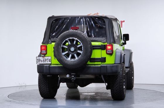 Jeep Wrangler 3.6 Sport 2Door — пробег 40 550 км — фото 4 из 5