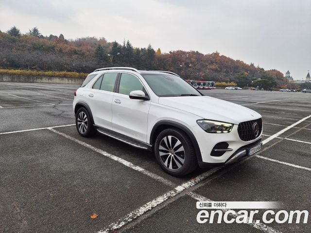 Mercedes-Benz GLE-Class GLE300d 4MATIC — пробег 56 000 км — фото 3 из 5