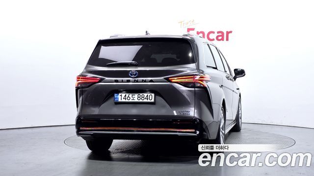 Toyota Sienna из Кореи Encar