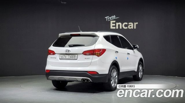 Hyundai Santafe Diesel(e-VGT) 2.0 2WD Premium — пробег 182 710 км — фото 4 из 5