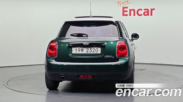 Mini Cooper из Кореи Encar