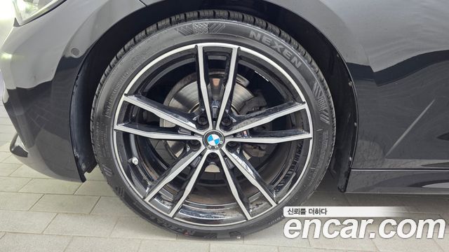 BMW 3-Series из Кореи Encar