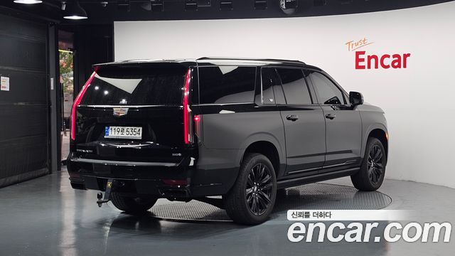 Cadillac Escalade 6.2 ESV ESV Sports Platinum — пробег 23 296 км — фото 2 из 5