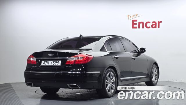 Hyundai Genesis из Кореи Encar