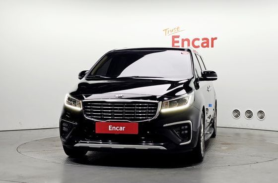 Kia Carnival Gasoline 7-Seater Limousine President — пробег 140 520 км — фото 3 из 5