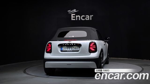 Mini Cooper Convertible из Кореи Encar