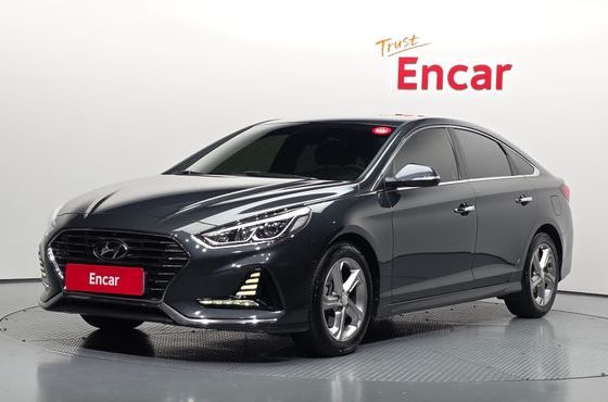 Hyundai Sonata 2.0 Modern — пробег 169 746 км — фото 1 из 5