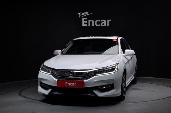 Honda Accord 2.4 9th — пробег 79 885 км — фото 3 из 5