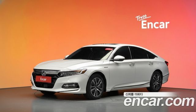 Honda Accord 2.0 Hybrid Touring — пробег 53 082 км — фото 1 из 5