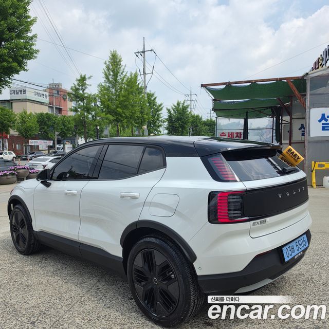 Volvo EX30 из Кореи Encar