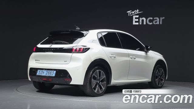 Peugeot 208 из Кореи Encar