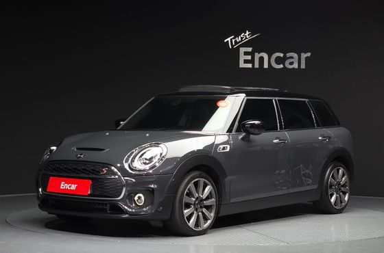 Mini Clubman Standard 2nd — пробег 70 617 км — фото 1 из 5