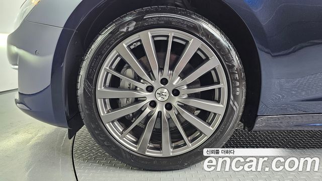 Maserati Ghibli из Кореи Encar
