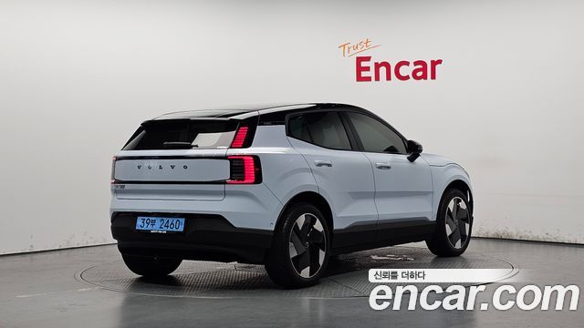 Volvo EX30 из Кореи Encar