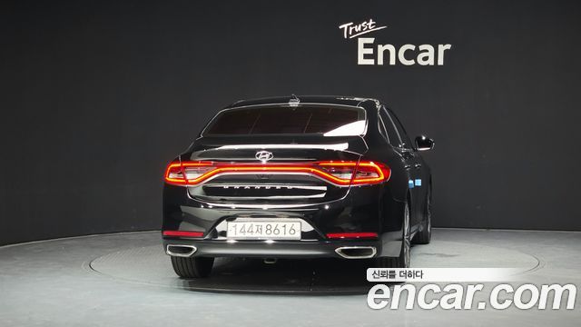 Hyundai Grandeur из Кореи Encar