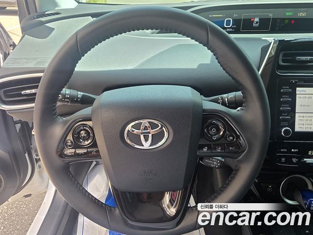 Toyota Prius 1.8 — пробег 37 729 км — фото 5 из 5