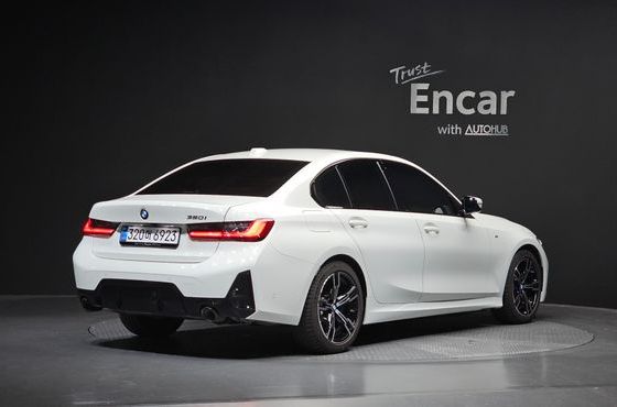 BMW 3-Series 320i M Sport — пробег 4 342 км — фото 2 из 5