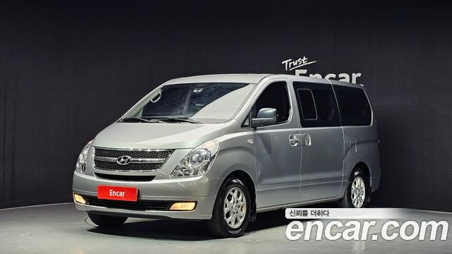 Hyundai Starex 11-Seater Wagon CVX Premium — пробег 104 774 км — фото 1 из 5