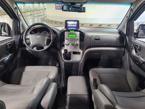 Hyundai Starex 5-Seater VAN CVX Premium — пробег 171 188 км — фото 5 из 5