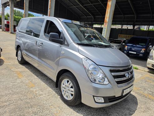 Hyundai Starex 5-Seater VAN Smart — пробег 170 351 км — фото 3 из 5