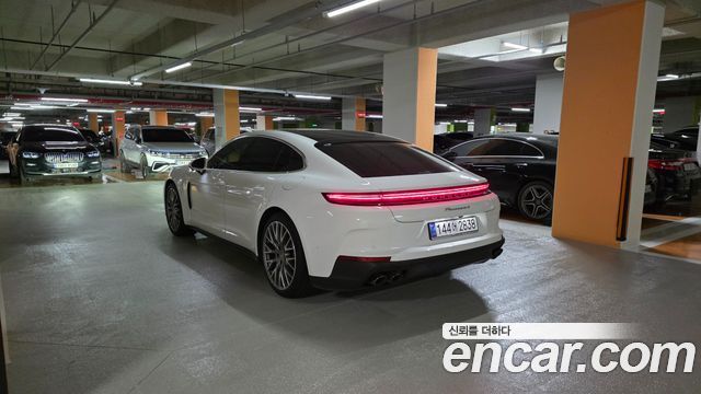 Porsche Panamera 2.9 AWD E-Hybrid — пробег 14 200 км — фото 4 из 5
