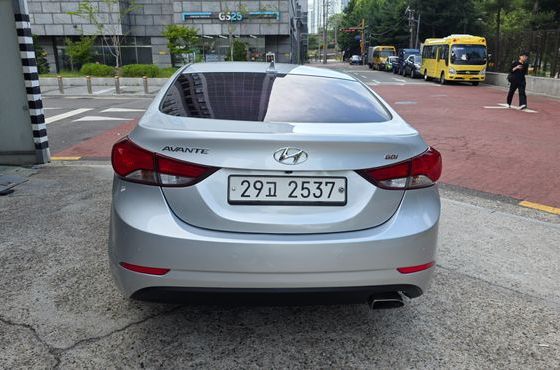 Hyundai AVANTE 1.6 GDi Modern Standard — пробег 83 036 км — фото 4 из 5