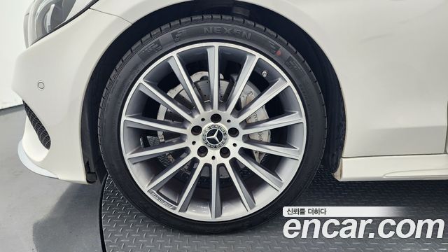 Mercedes-Benz C-Class из Кореи Encar