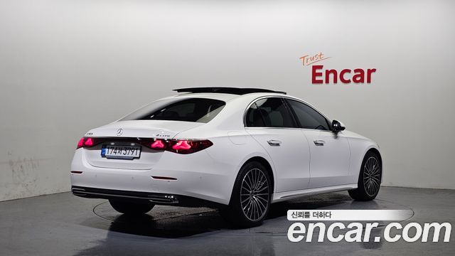 Mercedes-Benz E-Class из Кореи Encar