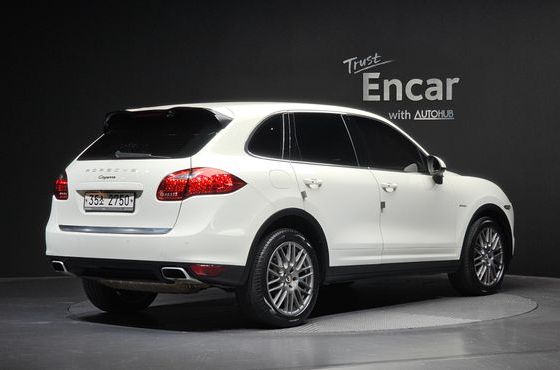 Porsche Cayenne 3.0 Diesel 958 — пробег 242 694 км — фото 2 из 5