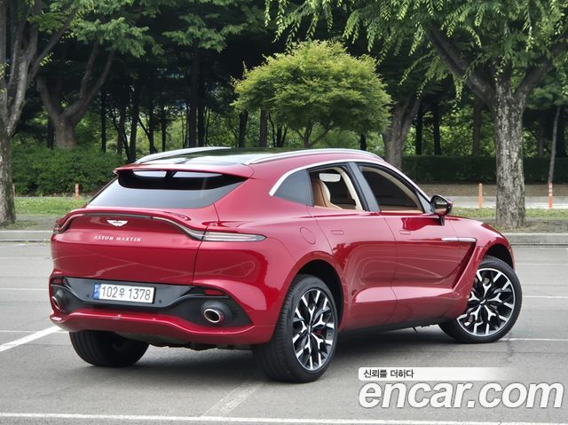 Astonmartin DBX из Кореи Encar
