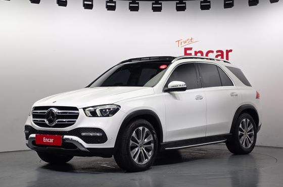 Mercedes-Benz GLE-Class GLE300d 4MATIC — пробег 46 049 км — фото 1 из 5