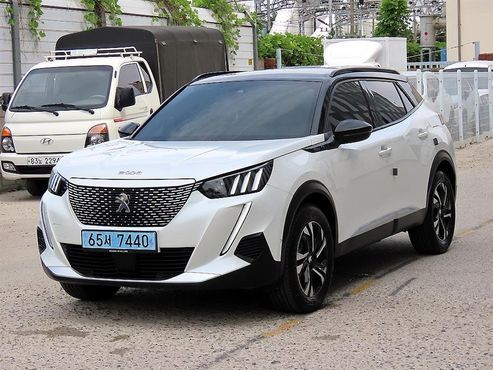 Peugeot 2008 EV GT — пробег 23 183 км — фото 2 из 5