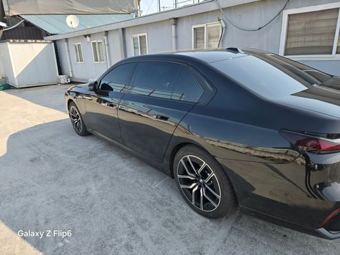 BMW 7-Series 740i xDrive M Sport Limited — пробег 23 000 км — фото 2 из 5