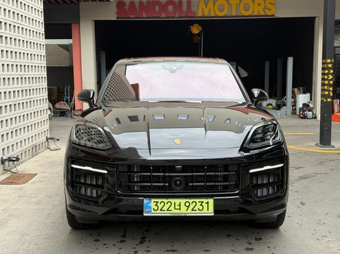 Porsche Cayenne 3.0 — пробег 18 300 км — фото 1 из 5