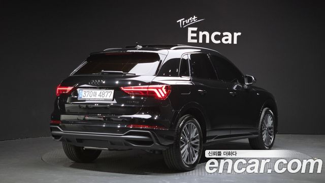 Audi Q3 35 TDI Premium — пробег 4 274 км — фото 2 из 5
