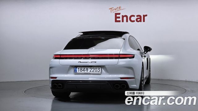 Porsche Panamera 4.0 GTS — пробег 25 059 км — фото 4 из 5