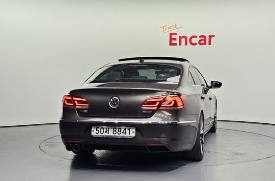 Volkswagen CC 2.0 TDI BlueMotion — пробег 252 886 км — фото 4 из 5