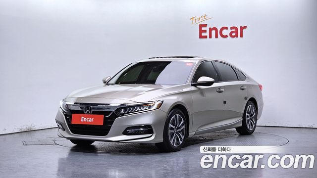 Honda Accord 2.0 Hybrid EX-L — пробег 100 032 км — фото 1 из 5